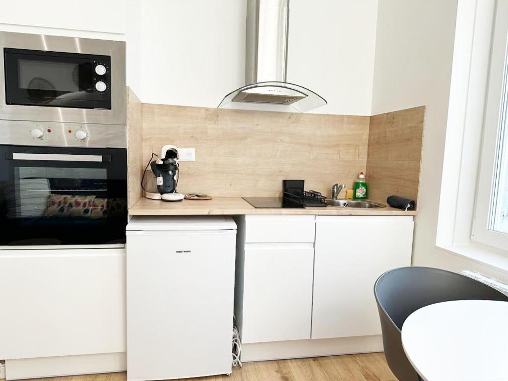 Lerelaisdodileqsl - Cambrai - Hyper Centre - Free Wifi - Ideal Couple & Famille Buitenkant foto