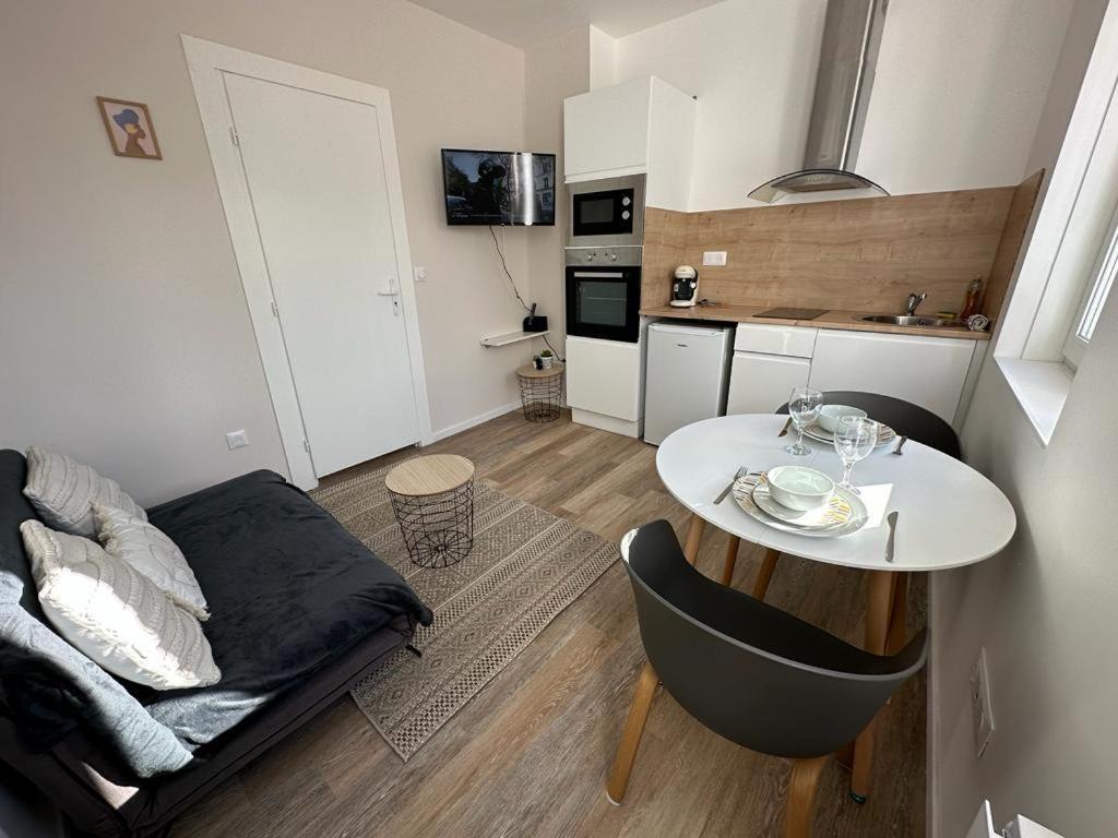 Lerelaisdodileqsl - Cambrai - Hyper Centre - Free Wifi - Ideal Couple & Famille Buitenkant foto
